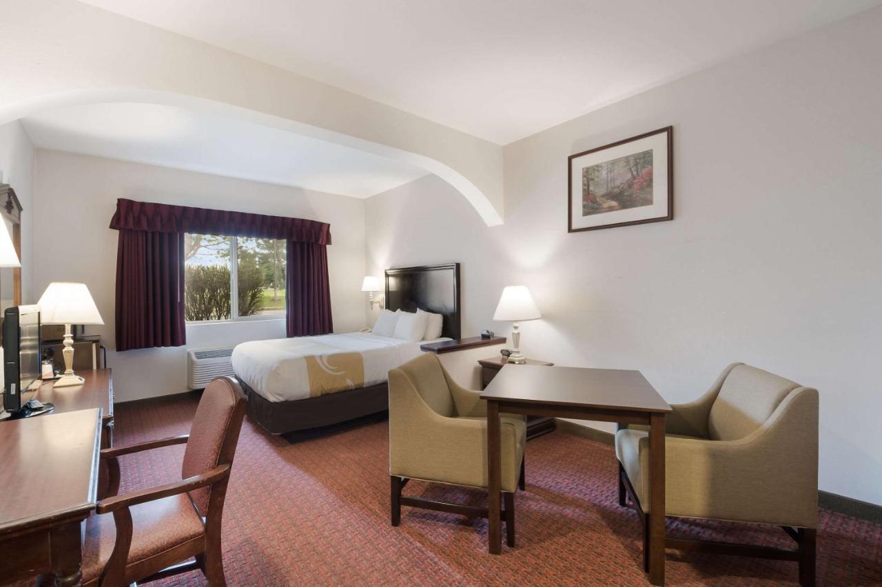 Quality Inn Grand Suites Bellingham Exterior foto